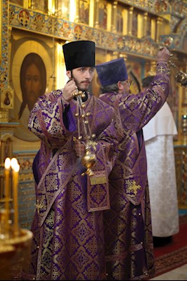 Литургия Преждеосвященных Даров в Свято-Алексиевском женском монастыре г. Саратова