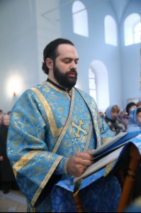 Божественная литургия в храме в честь Покрова Пресвятой Богородицы г.Петровска