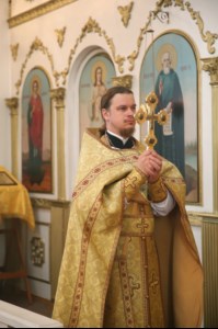 Божественная литургия в храме в честь Покрова Пресвятой Богородицы р.п. Новые Бурасы