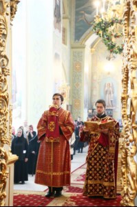 Божественная литургия в храме в честь Покрова Пресвятой Богородицы г. Саратова