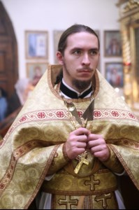 Божественная литургия в храме во имя святителя и чудотворца Николая на Елшанском кладбище г. Саратова
