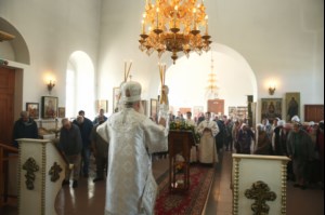 Божественная литургия в храме во имя Архангела Михаила с. Михайловка Саратовского района