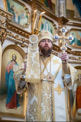 Митрополит Игнатий совершил Божественную литургию в Покровском соборе г. Саратова