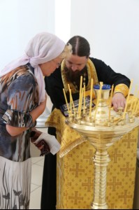 Божественная Литургия в храме святых первоверховных апостолов Петра и Павла г.Красноармейска