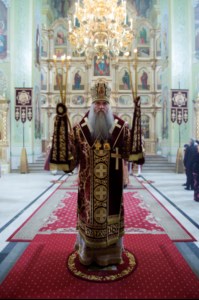 Божественная литургия в храме в честь Покрова Пресвятой Богородицы города Саратова