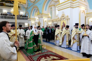 Митрополит Лонгин сослужил Святейшему Патриарху Кириллу на Божественной литургии в Спасо-Вознесенском соборе г.Ульяновска