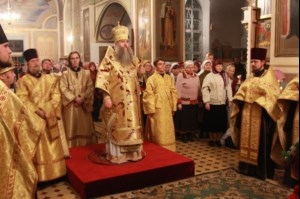 Всенощное бдение в Свято-Троицком храме Покровска