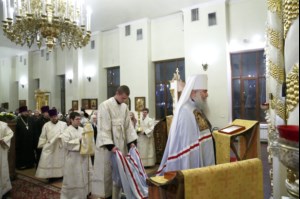 Божественная литургия на Архиерейском подворье — храме во имя преподобного Серафима Саровского г.Саратова
