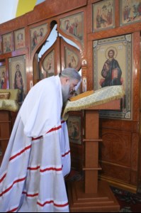 Божественная литургия в храме в честь Воздвижения Честнаго и Животворящего Креста Господня на территории Вольского военного института материального обеспечения