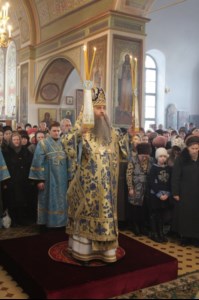 Божественная литургия в храме во имя Живоначальной Троицы Покровска (Энгельса)