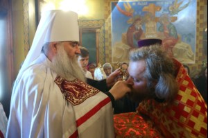 Божественная литургия в храме во имя святого благоверного великого князя Димитрия Донского села Столыпино Балтайского района