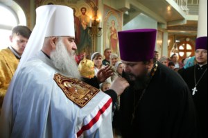 Божественная литургия в храме во имя Всех Святых, в земле Российской просиявших, г. Саратова