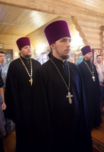 Божественная литургия в храме в честь Рождества Пресвятой Богородицы г.Саратова