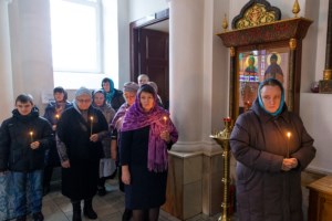 Панихида в храме в честь иконы Божией Матери "Утоли моя печали" г. Саратова