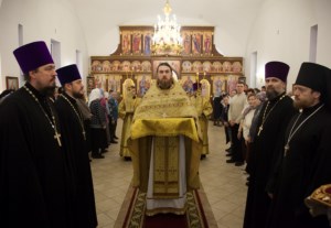 Божественная литургия в храме во имя святителя Николая Японского г. Саратова