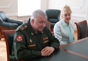 Митрополит Лонгин встретился с военным комиссаром области