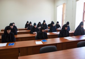 В Саратовской семинарии начали работу курсы базовой подготовки в области богословия для монашествующих