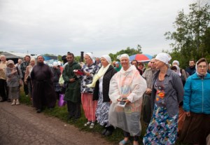 Божественная литургия в Вавиловом Доле