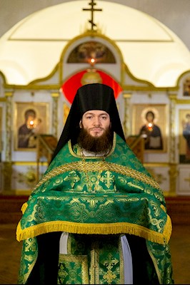 Божественная литургия в Спасо-Преображенском мужском монастыре г. Саратова