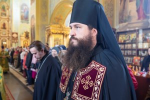 Божественная литургия в храме в честь Покрова Пресвятой Богородицы г. Саратова