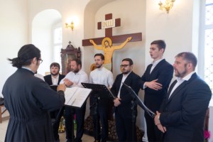 Божественная литургия в храме в честь Воскресения Христова с. Ивано-Языковка Аткарского района
