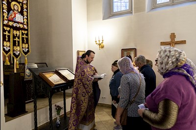Божественная литургия в храме в честь иконы Божией Матери «Всех скорбящих Радость» г. Саратова
