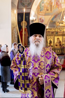 Божественная литургия в Свято-Никольском мужском монастыре г. Саратова