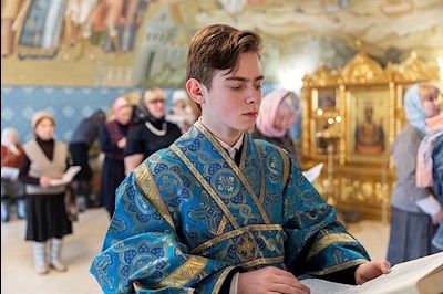 Утреня с чтением акафиста в Свято-Троицком кафедральном соборе г. Саратова