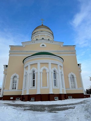 Митрополит Игнатий посетил кафедральный собор в Вольске