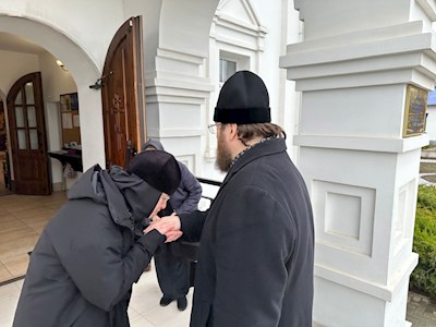 Митрополит Игнатий посетил Успенский храм г. Покровска