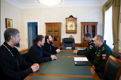 Митрополит Игнатий встретился с начальником Саратовского высшего артиллерийского командного училища