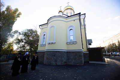 Митрополит Игнатий совершил всенощное бдение в храме апостола и евангелиста Иоанна Богослова г. Саратова