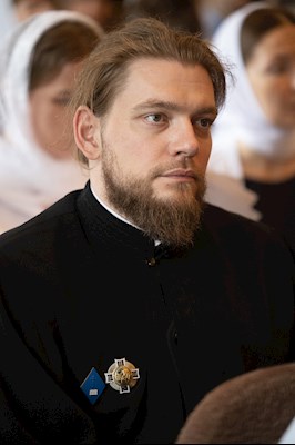 Митрополит Игнатий вручил дипломы выпускникам СПДС