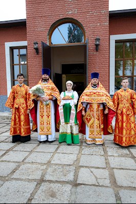 Митрополит Игнатий совершил Божественную литургию в храме святых мучениц Веры, Надежды, Любови и матери их Софии поселка Светлый