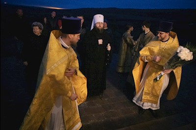 Митрополит Игнатий совершил Великое освящение храма святителя и Чудотворца Николая села Долгий Буерак Гагаринского района г. Саратова и Божественную литургию в новоосвященном храме