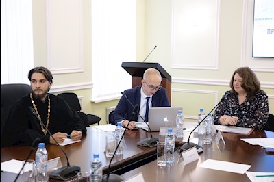 Митрополит Игнатий возглавил заседание Учебного комитета Саратовской епархии