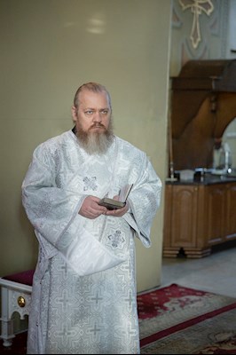 Митрополит Игнатий совершил отпевание клирика саратовского храма в честь иконы Божией Матери «Утоли моя печали» диакона Андрея Николаевцева