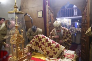 Божественная литургия в храме во имя святителя и чудотворца Николая на Елшанском кладбище г. Саратова