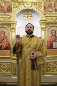 Божественная литургия в храме святителя Иоанна Златоуста в п. Зональный г.Саратова