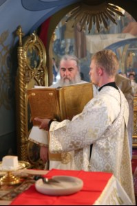 Крещальная литургия в Свято-Троицком кафедральном соборе г.Саратова