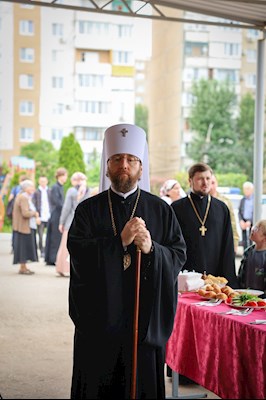 Митрополит Игнатий совершил Литургию в храме великомученика Георгия Победоносца г. Саратова