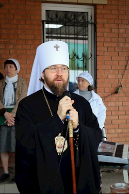 Митрополит Игнатий совершил Литургию в храме великомученика Георгия Победоносца г. Саратова