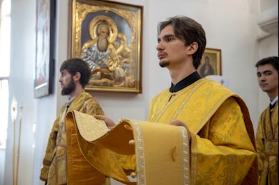 Митрополит Игнатий совершил Божественную литургию в Свято-Алексиевском женском монастыре г. Саратова