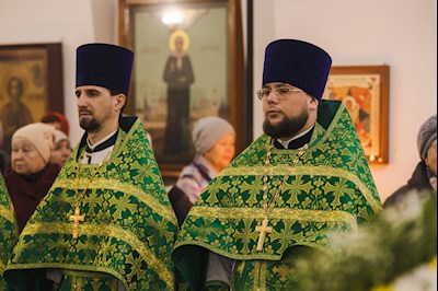 Архиереи Саратовской митрополии совершили Божественную литургию в соборном храме святого благоверного князя Александра Невского г. Ртищево