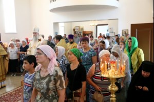 Великое освящение храма в честь святого благоверного князя Михаила Черниговского и боярина его Феодора г. Саратова