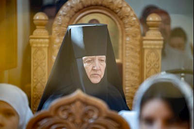 Митрополит Игнатий совершил Божественную литургию в Свято-Алексиевском женском монастыре г. Саратова