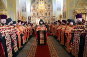 Великая Пасхальная вечерня в Покровском храме Саратова