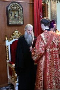 Всенощное бдение в Духосошественском кафедральном соборе Саратова