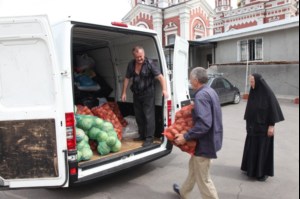 В Воскресенский район отправлена гуманитарная помощь от прихожан и духовенства Центрального благочиния