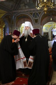 Божественная литургия в Свято-Троицком кафедральном соборе г. Саратова